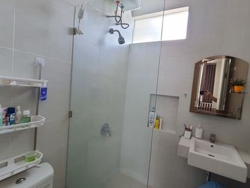 CITRALAND Utara Rumah NWL Semi Furnished Masih Bagus