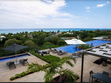 Departamento vista al mar desde la alberca, spa, gym, en Playacar venta