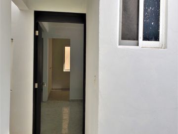 EDIFICIO NUEVO 4 DEPARTAMENTOS Y UN LOCAL COMERCIAL. IDEAL PARA INVERTIR Y REDITUAR