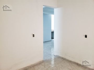 EDIFICIO NUEVO 4 DEPARTAMENTOS Y UN LOCAL COMERCIAL. IDEAL PARA INVERTIR Y REDITUAR