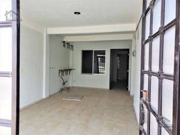 EDIFICIO NUEVO 4 DEPARTAMENTOS Y UN LOCAL COMERCIAL. IDEAL PARA INVERTIR Y REDITUAR