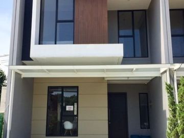 Rumah dijual di Bintaro, Tangsel. Townhouse lokasi Strategis