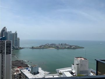 Se Vende PH en Edificio Punta del Sol 5316JP