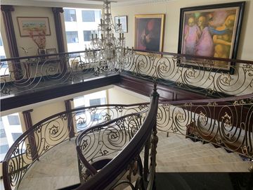 Se Vende PH en Edificio Punta del Sol 5316JP