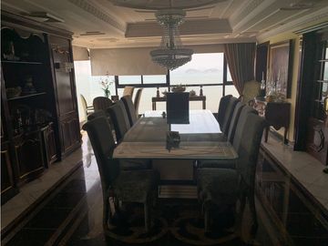 Se Vende PH en Edificio Punta del Sol 5316JP
