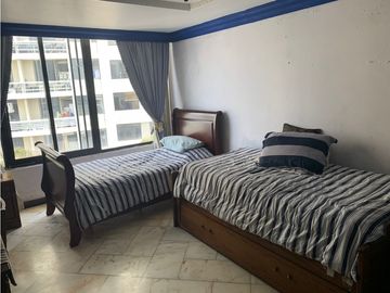 Se Vende PH en Edificio Punta del Sol 5316JP
