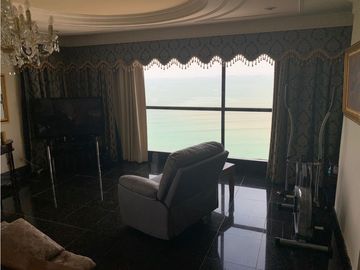 Se Vende PH en Edificio Punta del Sol 5316JP