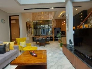 Townhouse Mewah Furnised Exclusive Di Area Veteran Pesanggrahan Jakarta Selatan