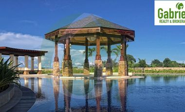 RFO beachfront Condo in AmiSa Private Residences Mactan