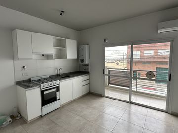 VENTA DEPARTAMENTO 2 AMBIENTES AVELLANEDA - CRUCECITA