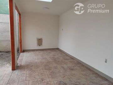 Casa en arriendo en Maipú