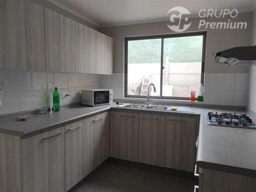Casa en arriendo en Maipú