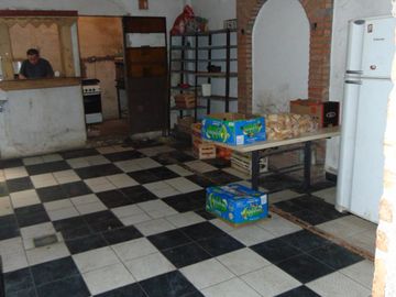 Casa Sobre Lote Propio 7,79 X 18,74 Salon de Fiestas