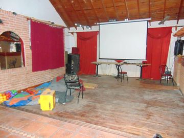 Casa Sobre Lote Propio 7,79 X 18,74 Salon de Fiestas
