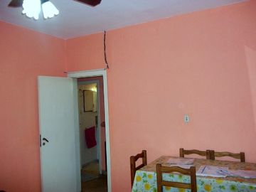 COMODA CASA CON GARAGE