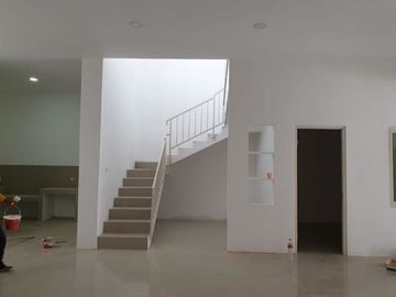 Rumah babatan mukti