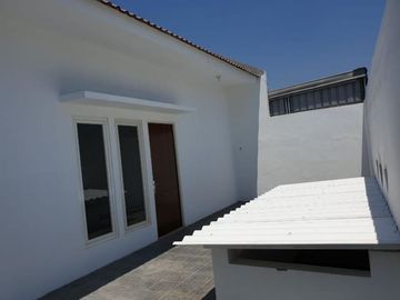 Rumah babatan mukti