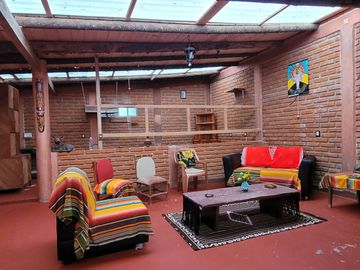 Se vende casa con dos cabañas en el Pueblo Mágico de Mineral del Chico, Hidalgo.