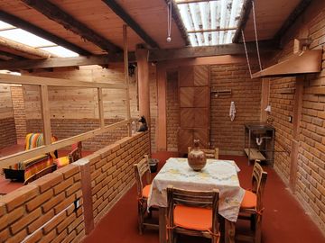 Se vende casa con dos cabañas en el Pueblo Mágico de Mineral del Chico, Hidalgo.