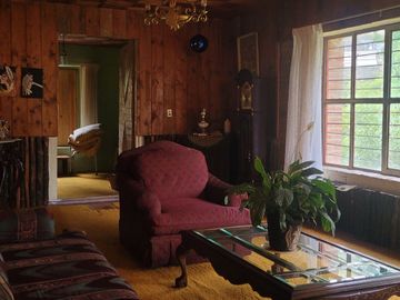 Se vende casa con dos cabañas en el Pueblo Mágico de Mineral del Chico, Hidalgo.