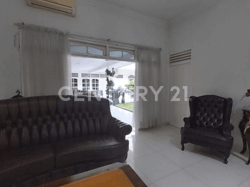 Rumah 2 Lt Lokasi Strategis Di Duren Sawit Jakarta Timur S7274