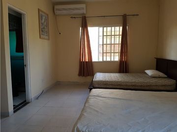 Se vende acogedora casa con piscina en Penonomé desde $275,000