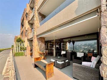 Departamento en venta de 3 dorm. en Lo Barnechea