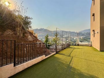 Departamento en venta de 3 dorm. en Lo Barnechea