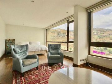 Departamento en venta de 3 dorm. en Lo Barnechea