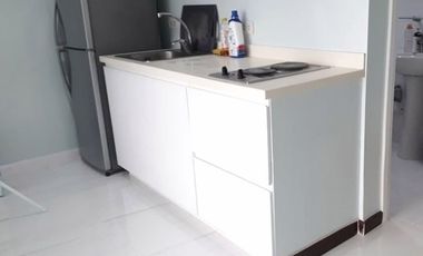 SOHO34XX: For Sale Fully Furnished 1BR Unit with Balcony at Grand Soho Makati