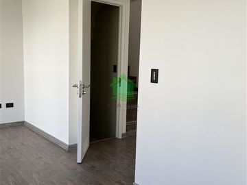 Arriendo Casa Nueva en Condominio Sector Oriente
