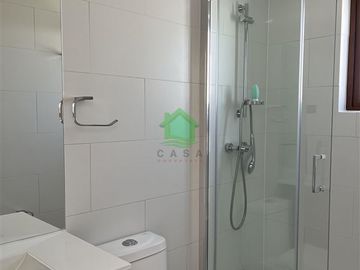 Arriendo Casa Nueva en Condominio Sector Oriente