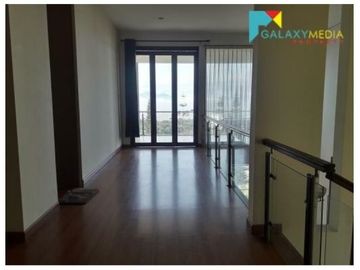 Di jual cepat rumah full furnish murah di Dago pakar,Bandung