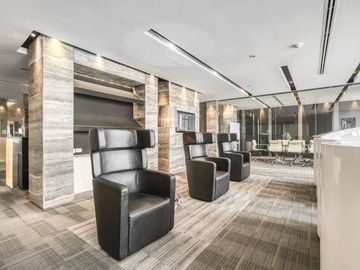 All-inclusive access to professional office space for 4 persons in Regus Exchange Tower
