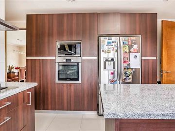 Parcela en venta en Colina