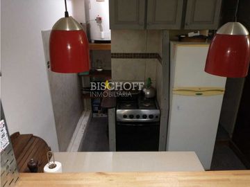 CASA + DÚPLEX EN PLENO CENTRO – IDEAL INVERSIÓN / USO MULTIFAMILIAR