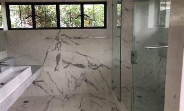 House with Pool for Sale/Rent in Dasmari&ntilde;as Village, Makati City