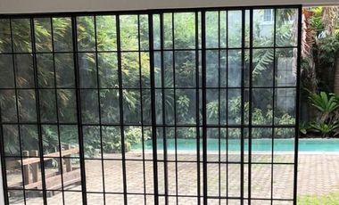 House with Pool for Sale/Rent in Dasmari&ntilde;as Village, Makati City