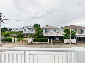 3 Bedroom House for sale at Siwalee Meechok