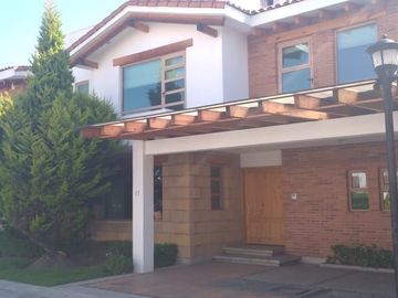 METEPEC VENTA O RENTA   ALBORADA AMUEBLADA