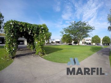 Venta de Casa de 1 Planta en el Coto Bosque Real, Villa de Álvarez, Colima