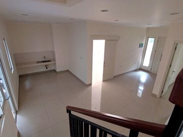 RUMAH SERPONG SIAP HUNI 2 LANTAI DALAM CLUSTER SCIENTIA