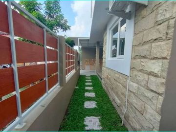 Hunian Nyaman 2 Lantai Full Furniture di Purwomartani