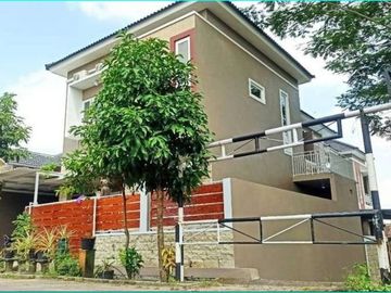 Hunian Nyaman 2 Lantai Full Furniture di Purwomartani