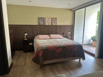apartamento en venta en el poblado. Cod V217843