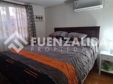 Casa en venta de 4 dorm. en San Bernardo