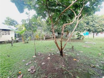 VENDO CASA DE 3HAB EN RESIDENCIAL SANTA MARIA