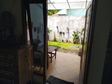 Rumah modern posisi hook dekat pasar Gentan