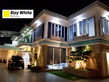 Termurah BU Rumah Ex Kantor Jl. Villa Kalijudan Indah, Surabaya