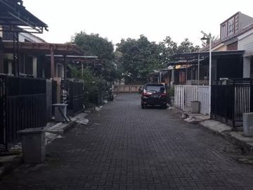 Rumah Cipadu dalam Perumahan Cantik Asri dan Sejuk